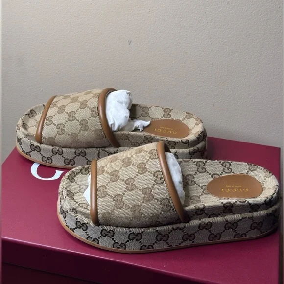Gucci Gg Platform Women's Beige Monogram Slide Sandals - Picture 5 of 10